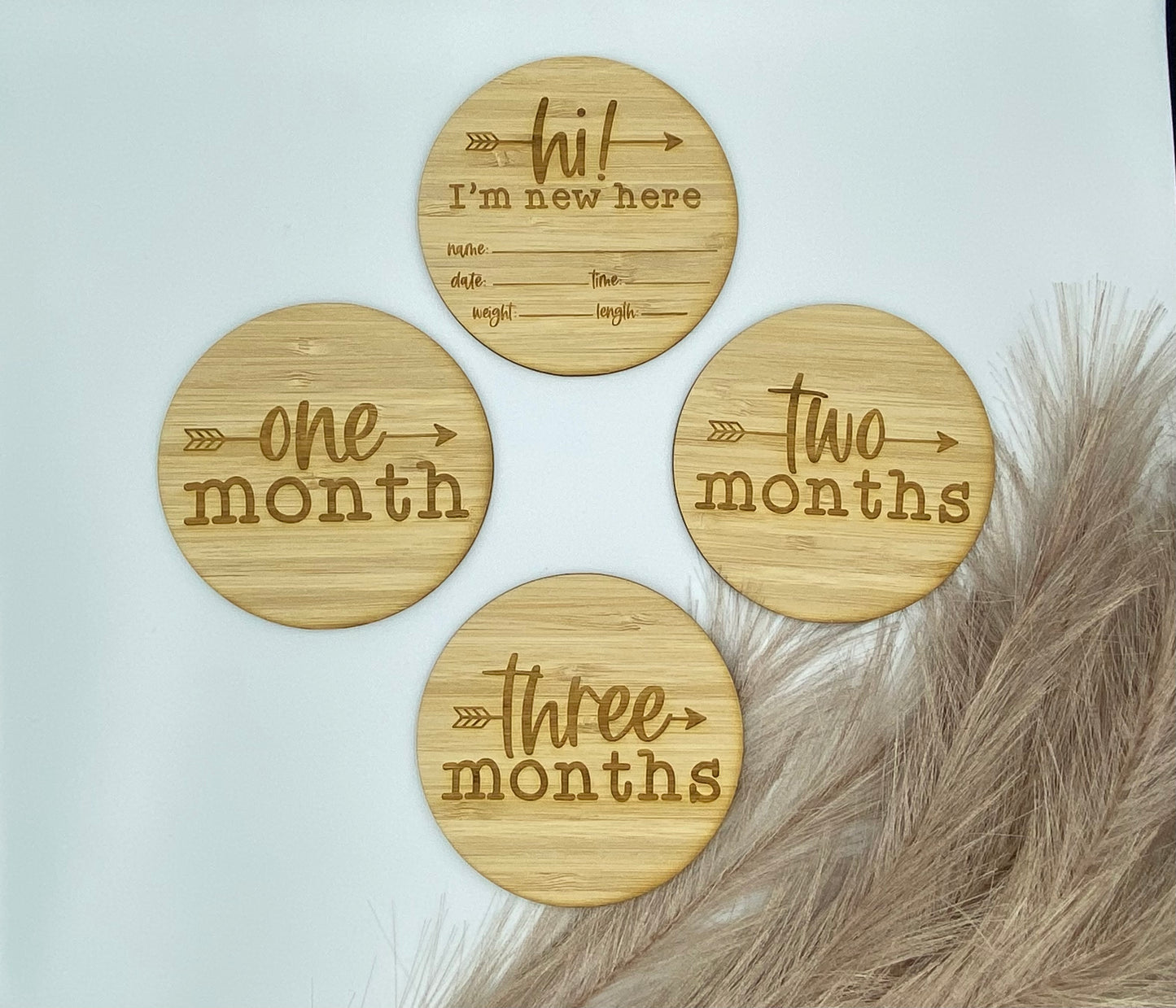 baby milestone discs with arrow design